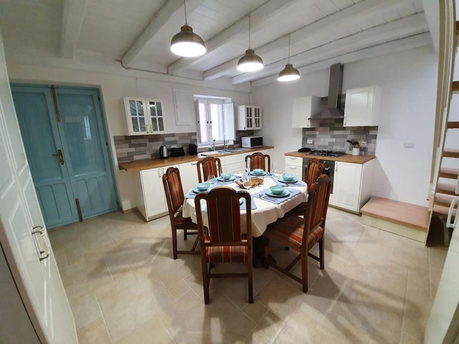 Casa Santa Maria - Beautifully Restored House In Centro Storico Irsina Basilicata Puglia Zewnętrze zdjęcie